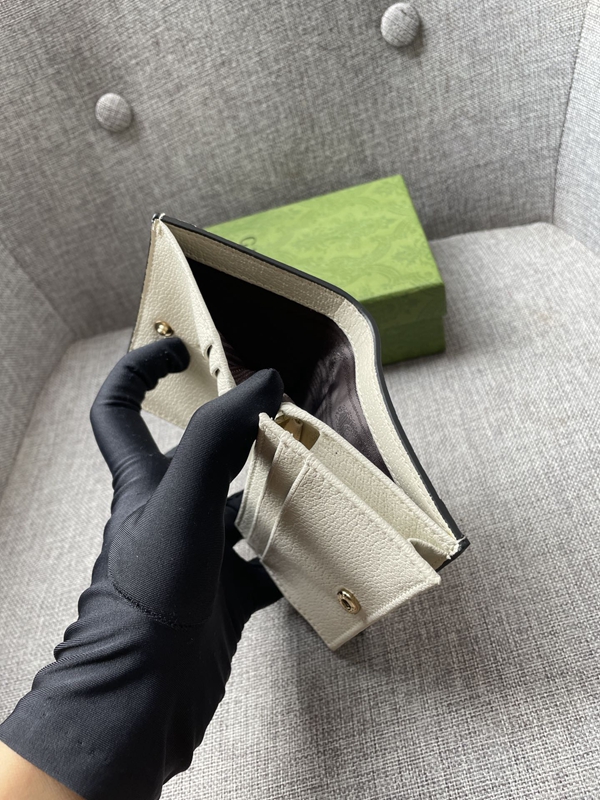 グッチ財布コピー全体デザイン